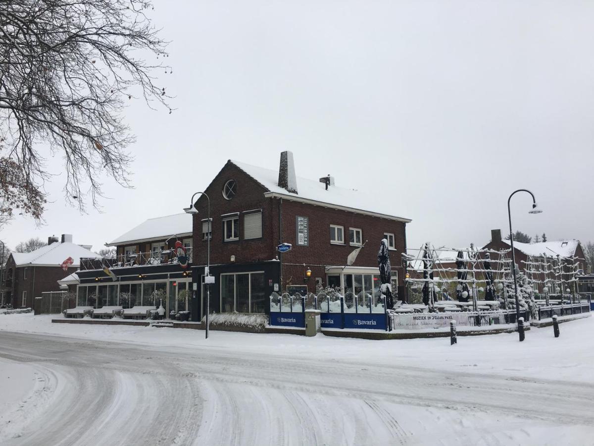 Hotel Restaurant In D'Ouwe Peel Helenaveen Exteriör bild